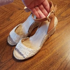 Vince Camuto Esquadrills SOLD